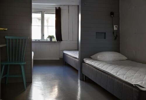 Triple Room, Shared Bathroom - Guestroom