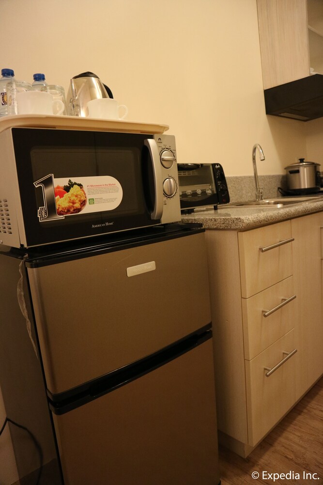 Premier Room - In-Room Kitchenette