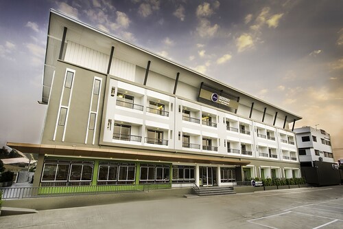 เบสทินี่ โฮเทล แอนด์ เรสเทอรองต์ เพชรบูรณ์