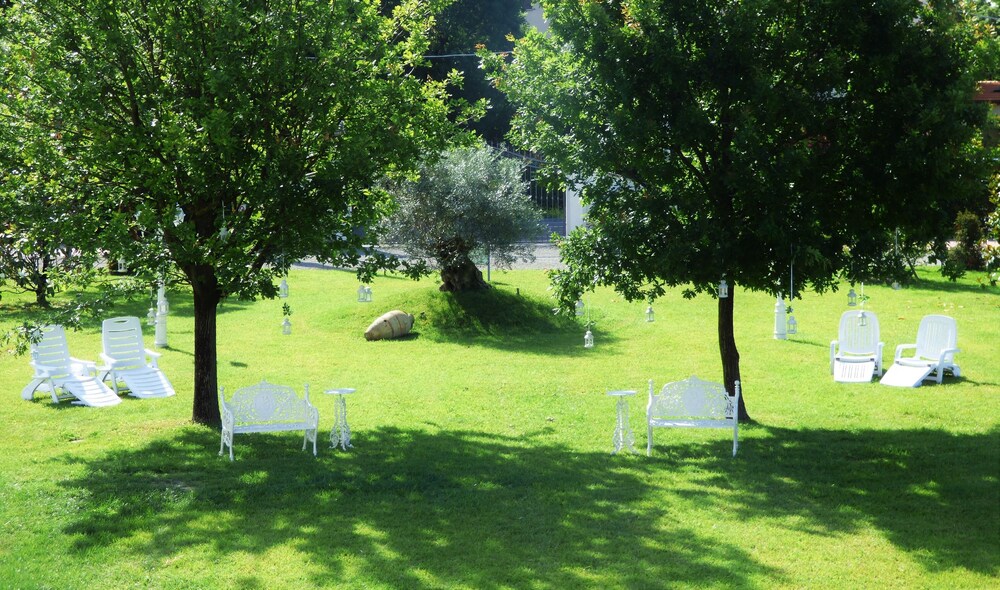 Area giochi per bambini (all'aperto)