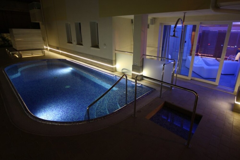 Piscina all'aperto