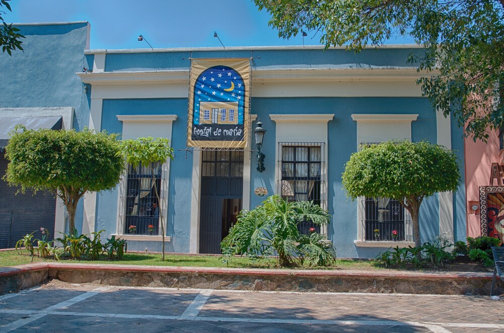 Fachada del hotel