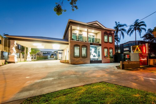 Athena Motel Apartments