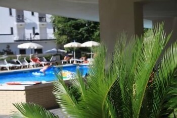 Piscina all'aperto