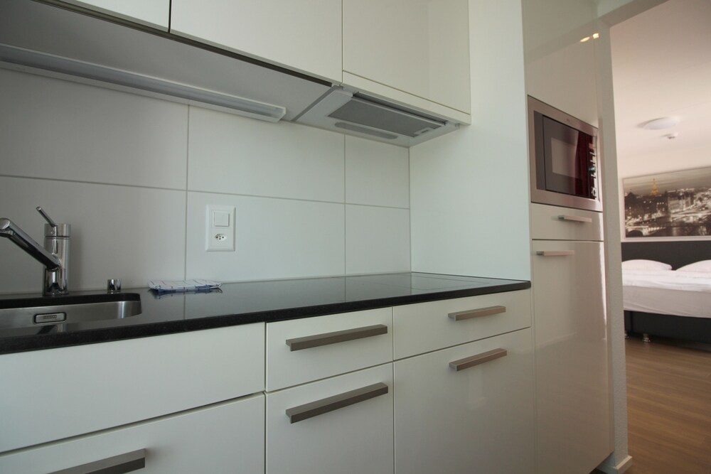 Kochnische im Zimmer (Familien-Suite, 2 Schlafzimmer)