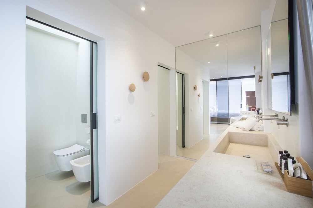 Villa (Summit) - Bathroom