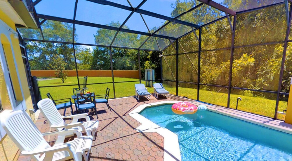 테라스/파티오 (ACO FAMILY - 4 bd TOWNHOME WITH POOL (1717))