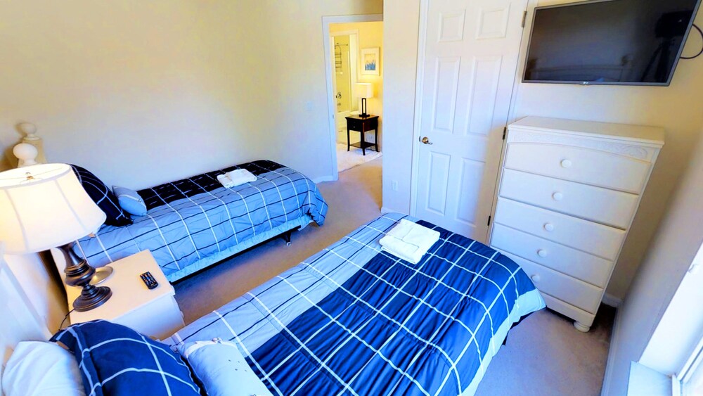 객실 (ACO FAMILY - 4 bd TOWNHOME WITH POOL (1717))