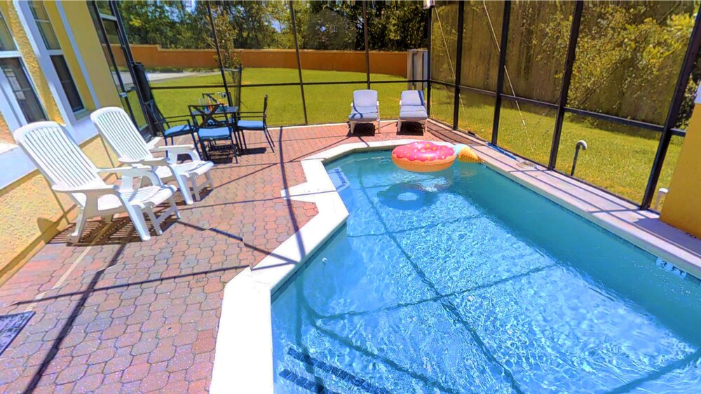 테라스/파티오 (ACO FAMILY - 4 bd TOWNHOME WITH POOL (1717))