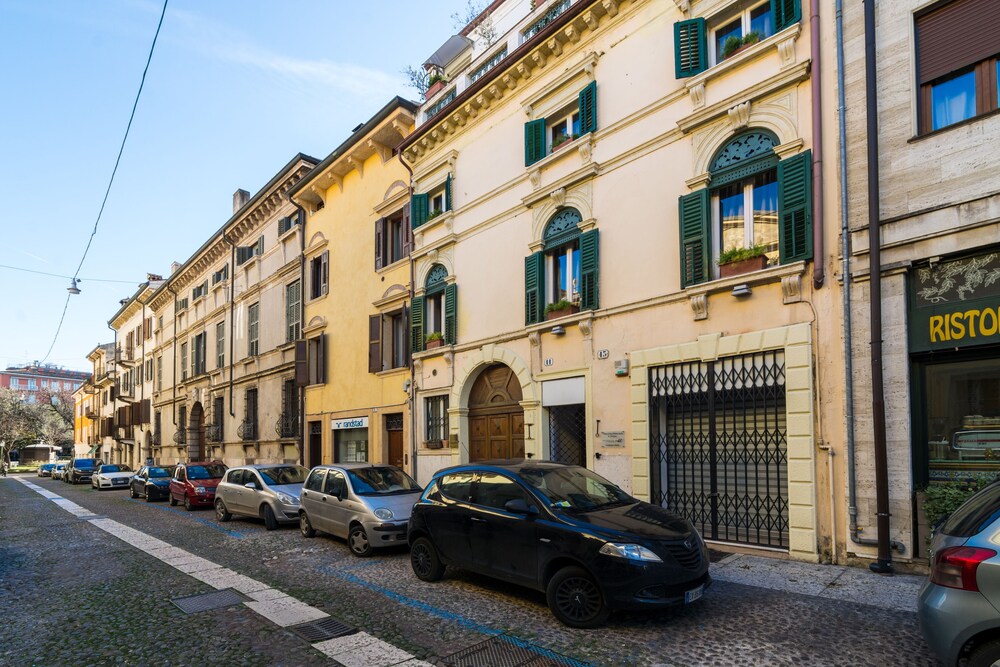 Facciata hotel