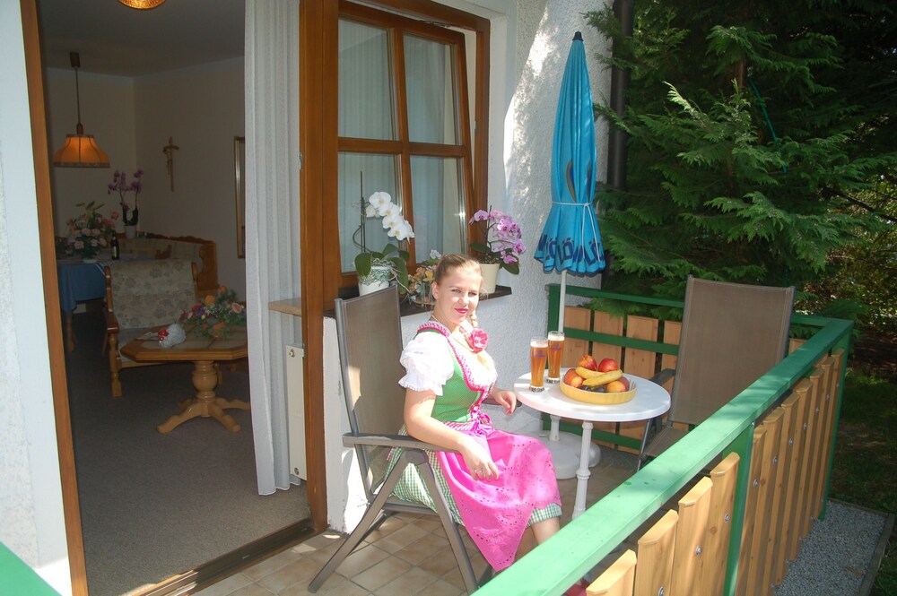 Balkon (Apartment, Küche)