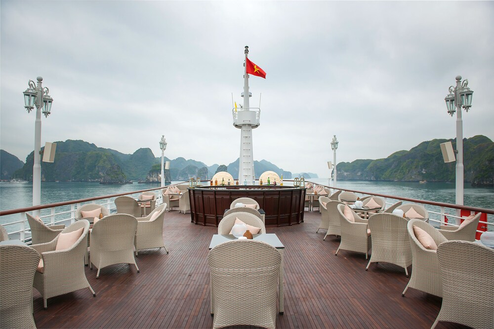 Sundeck
