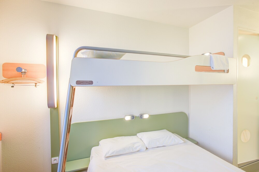 Room, ibis budget Roissy CDG Paris Nord 2