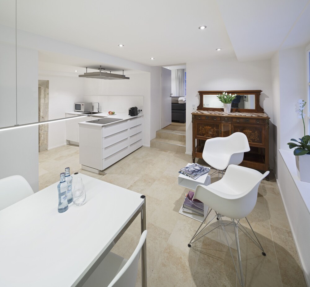 Wohnbereich (Luxury-Suite, 2 Schlafzimmer, Küche, Stadtblick (Suite 2))