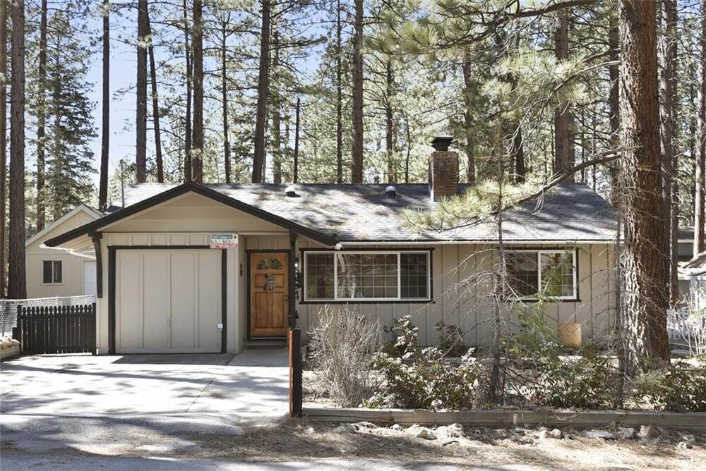 객실 (3 Little Bears Cabin - 2 Bdrm, 1 Bath)