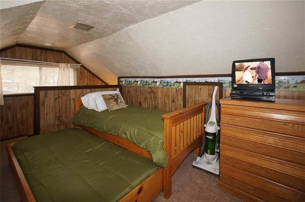 객실 (Sweet Maple Cabin - 2 Bdrm, 2 Bath)
