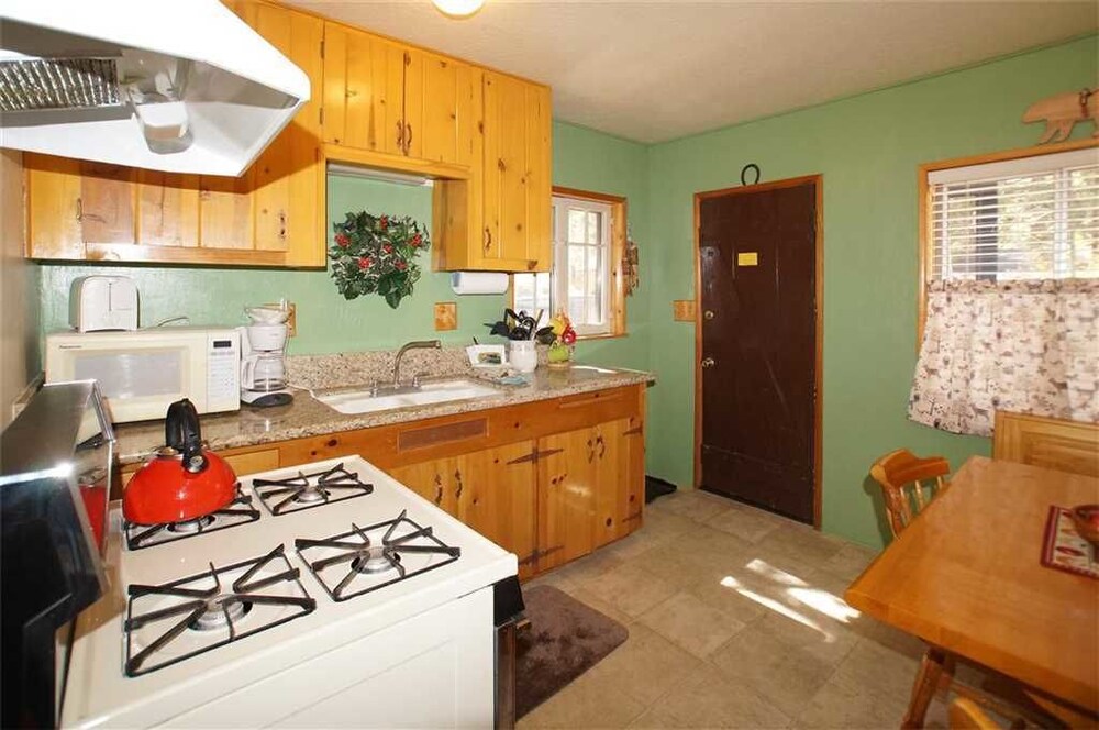 객실 내 주방 (All Seasons Chateau - 1 Bdrm, 1 Bath)