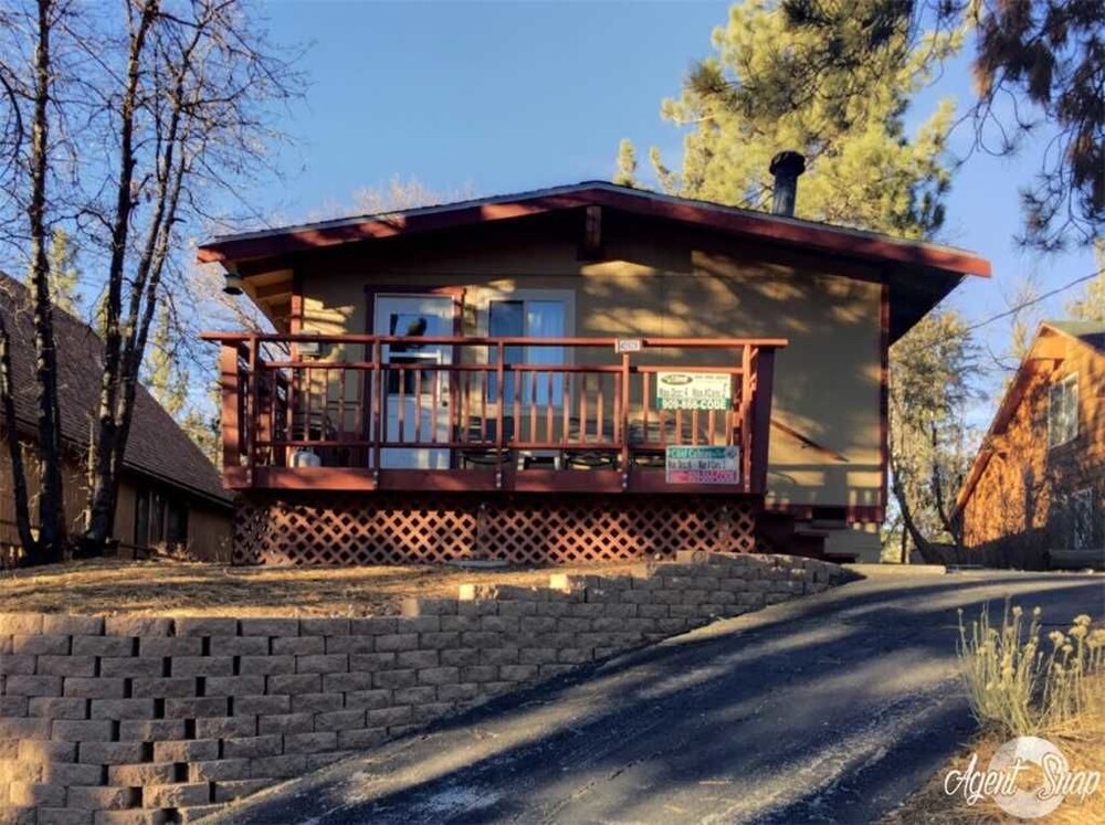 객실 (Cozy Mountain Getaway - 2 Bdrm, 1 Bath)