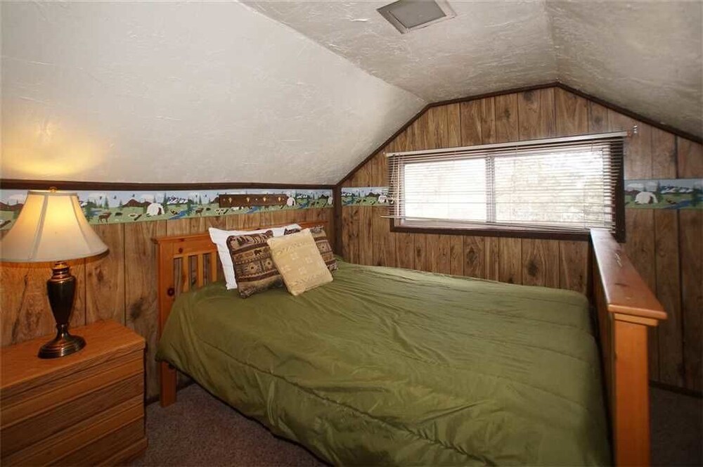 객실 (Sweet Maple Cabin - 2 Bdrm, 2 Bath)