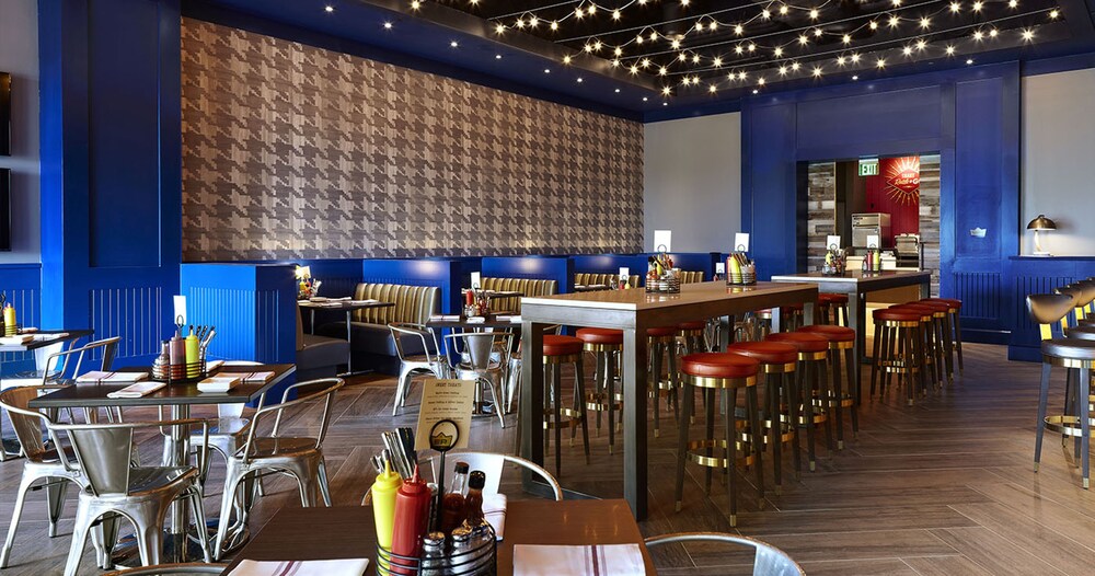 Sports Bar