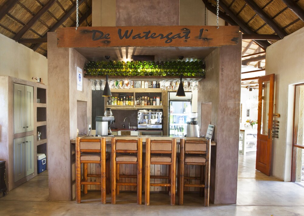 Hotel Bar