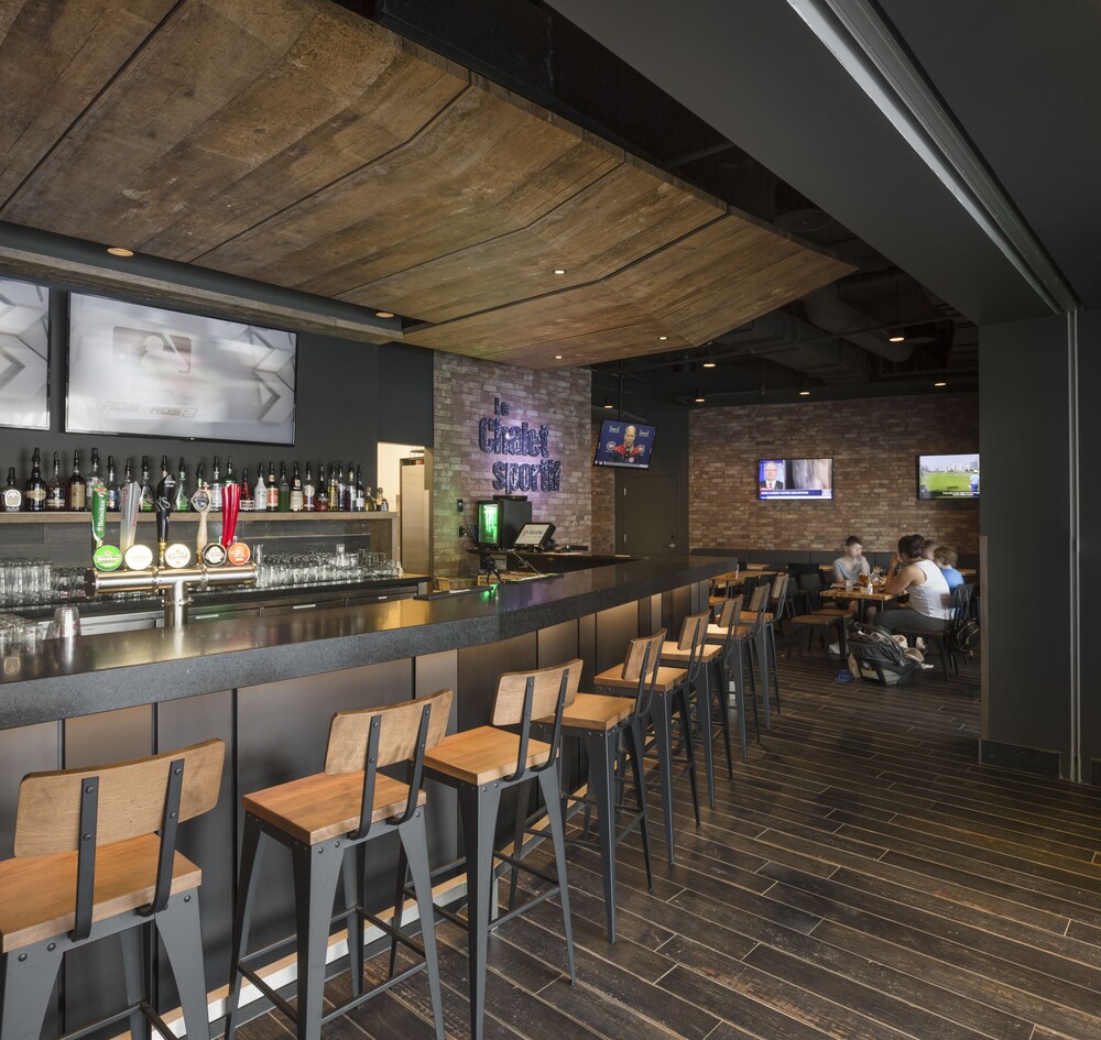 Sports Bar