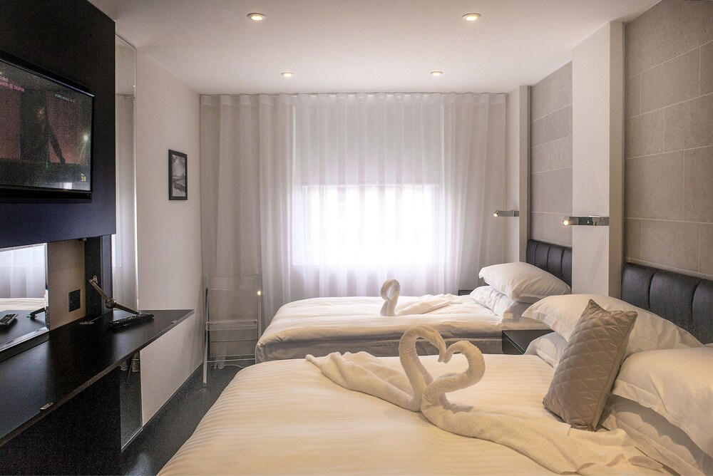 Triple Studio - Guestroom