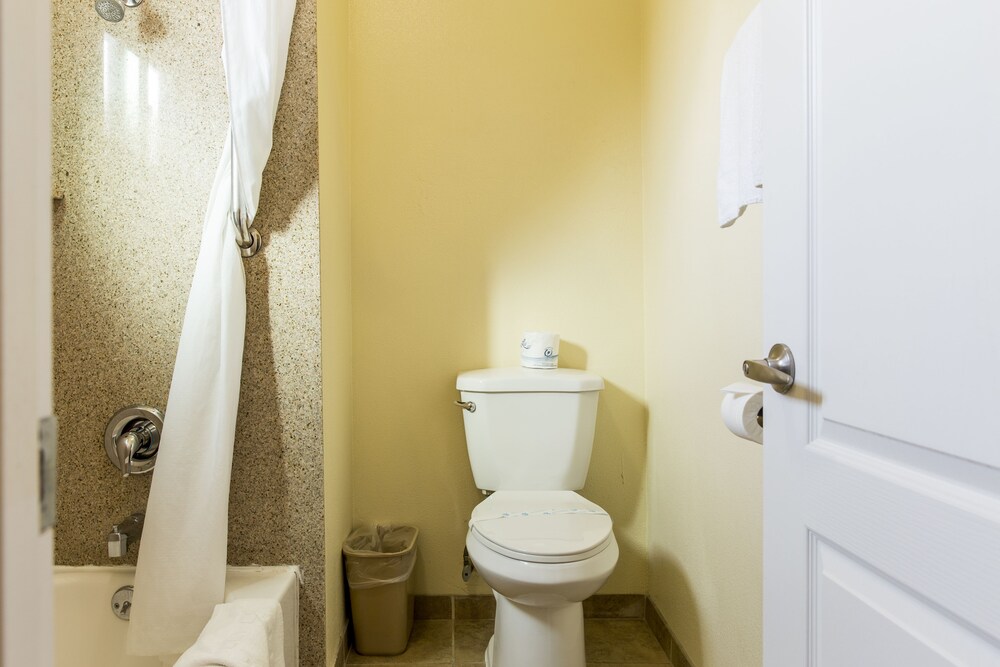 Bathroom, Ocean Palms Motel