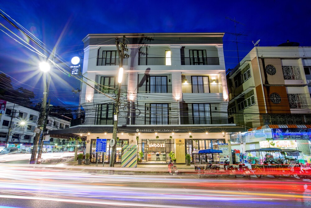 Hotel Front - Evening/Night