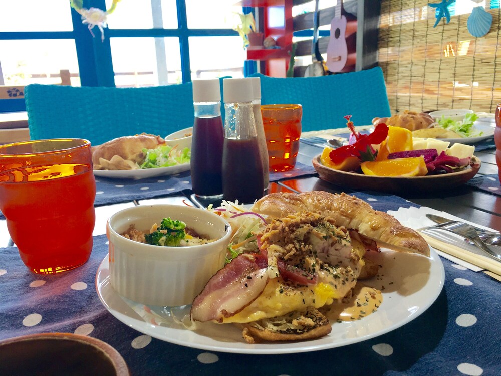 朝食