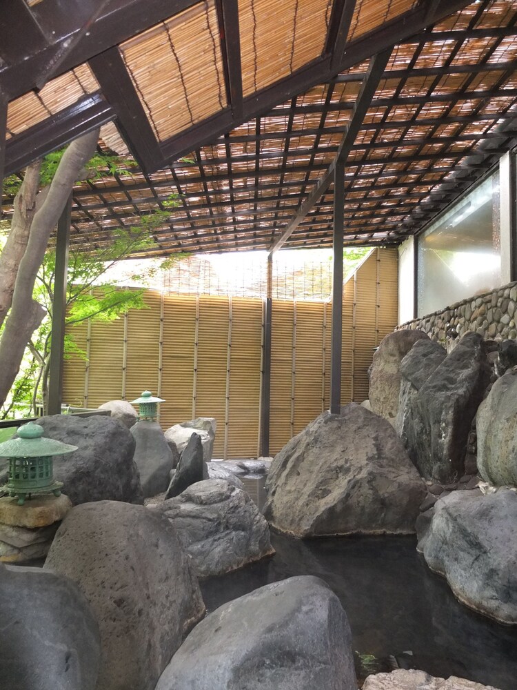 屋外スパ浴槽