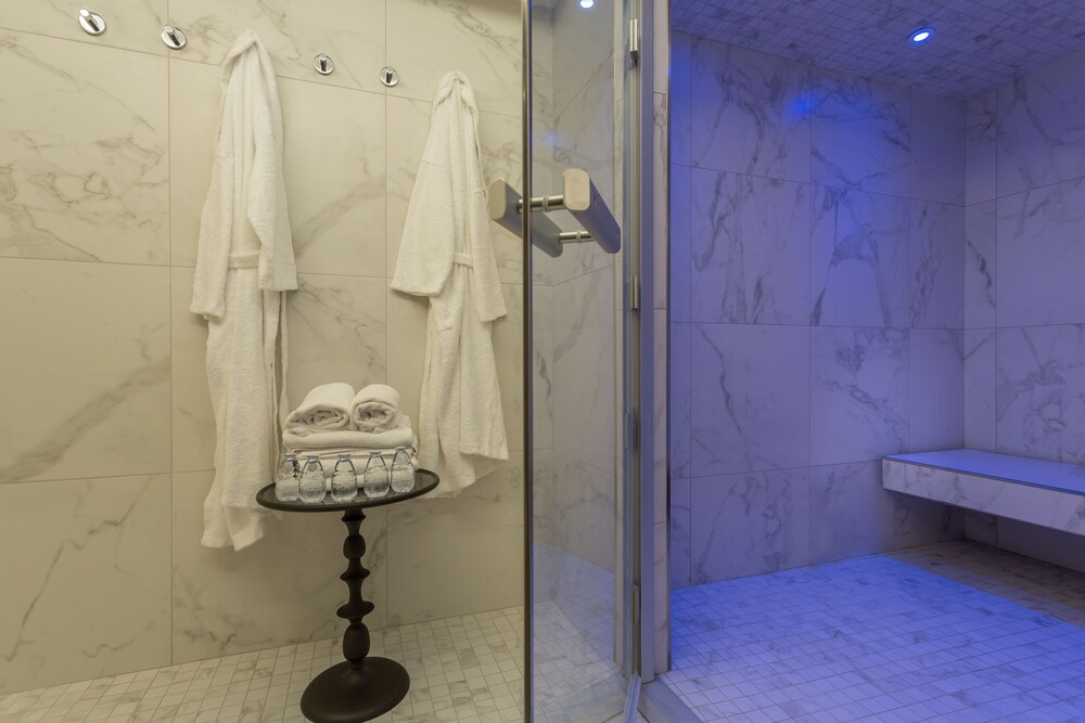 Steam Room
