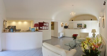 Hotel Palatium Mari