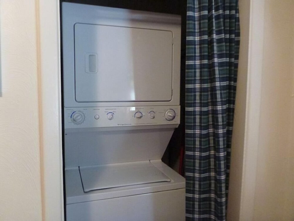 Premium Cabin, 2 Bedrooms, Mountain View - In-Room Amenity