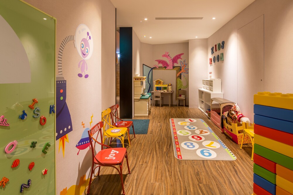 Childrens Play Area - Indoor