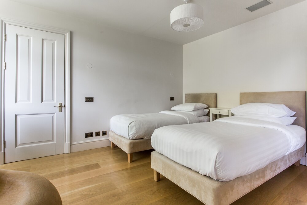 객실 (아파트 (14 Bedroom, Millfield Lane))