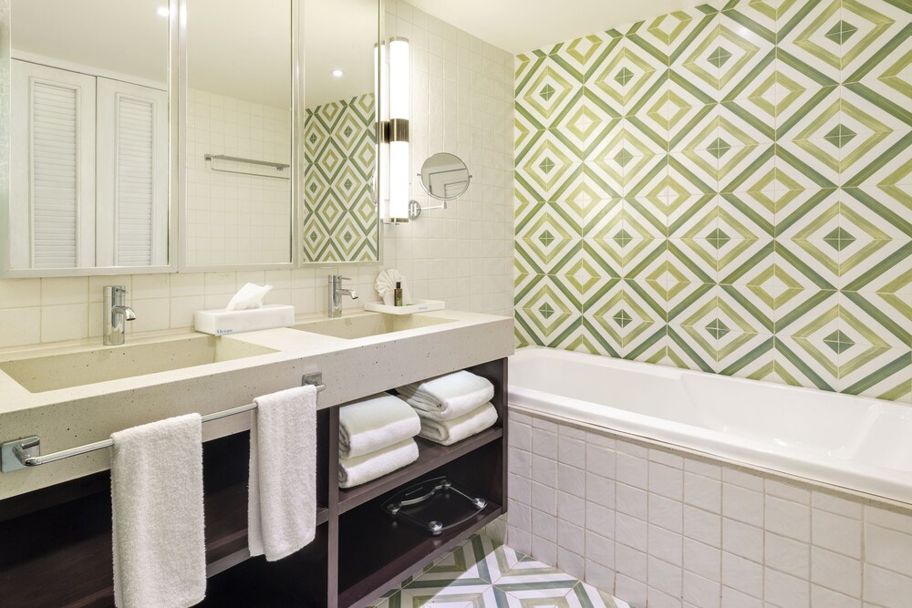 Jetted Tub