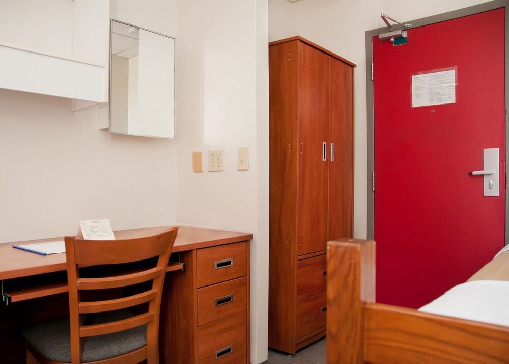 Basic Single Room, Shared Bathroom (Residence) - Guestroom