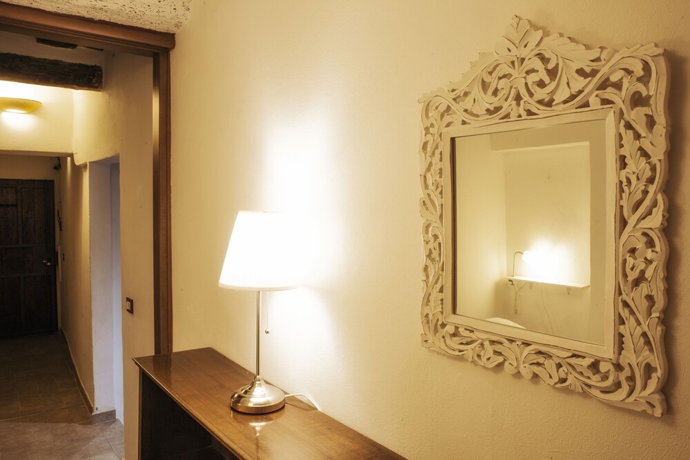 Camera (Appartamento, 1 camera da letto (Location: Via Faenza 16))