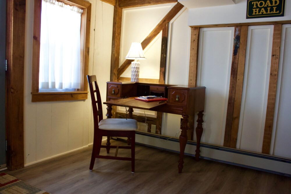 In-Room Business Center
