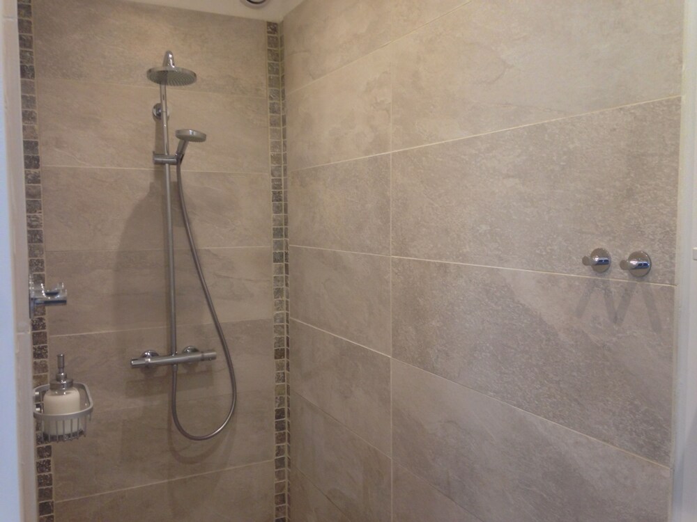 Douche de la salle de bain