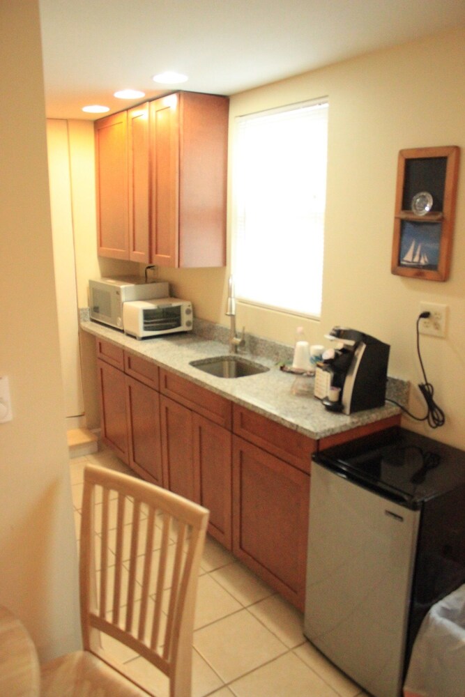 In-Room Kitchenette