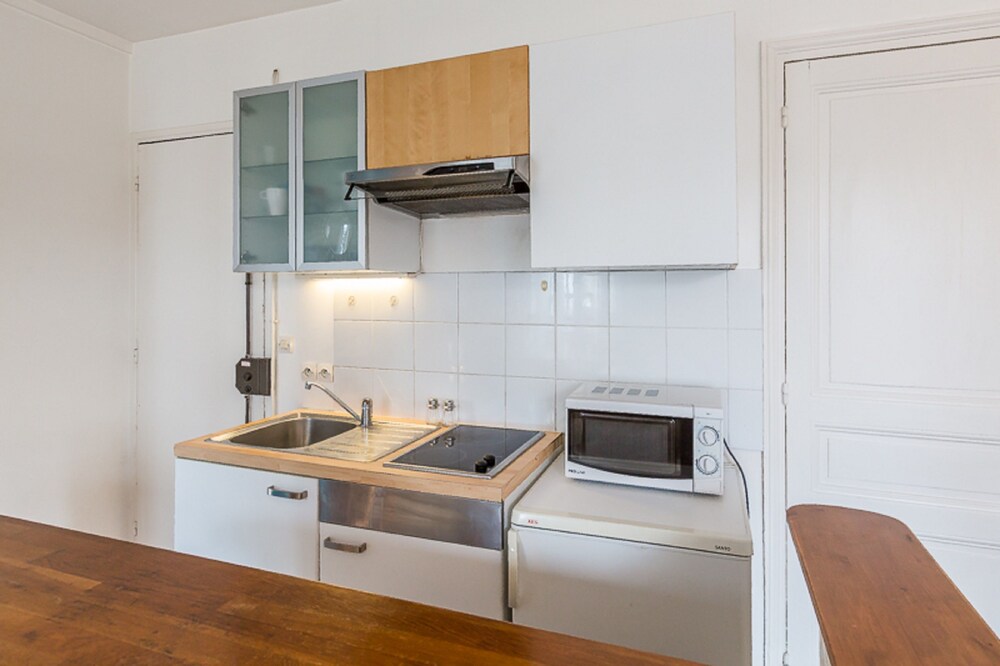 Apartment (Avenue Parmentier, 75011) - Guestroom