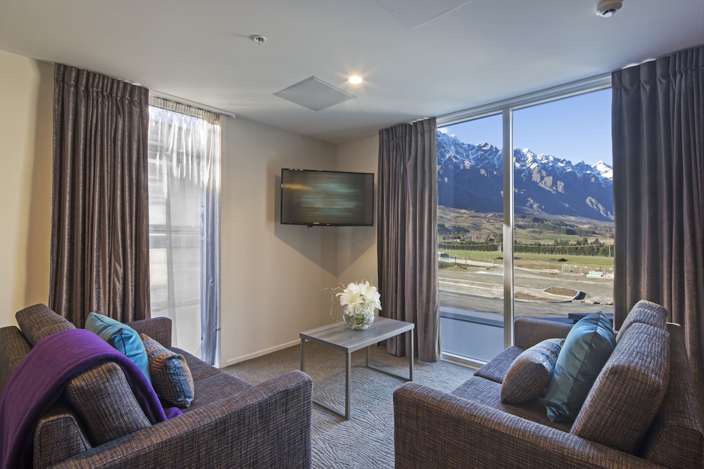 Guestroom View