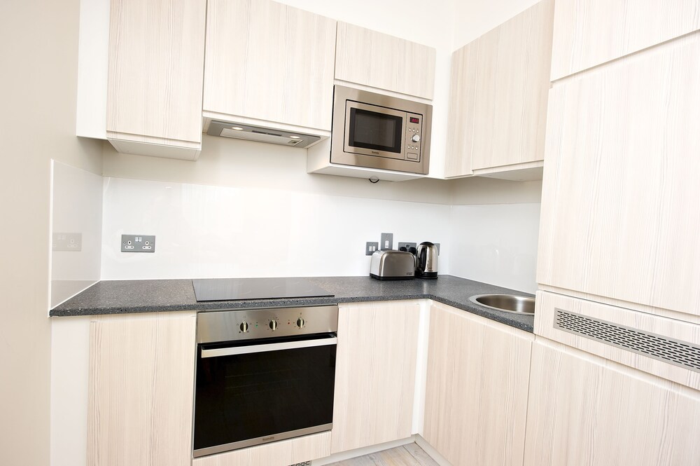 Apartment, 2 Bedrooms (One Main Bathroom and One Ensuite) - In-Room Kitchenette