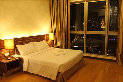 1 Bedroom - Living Area