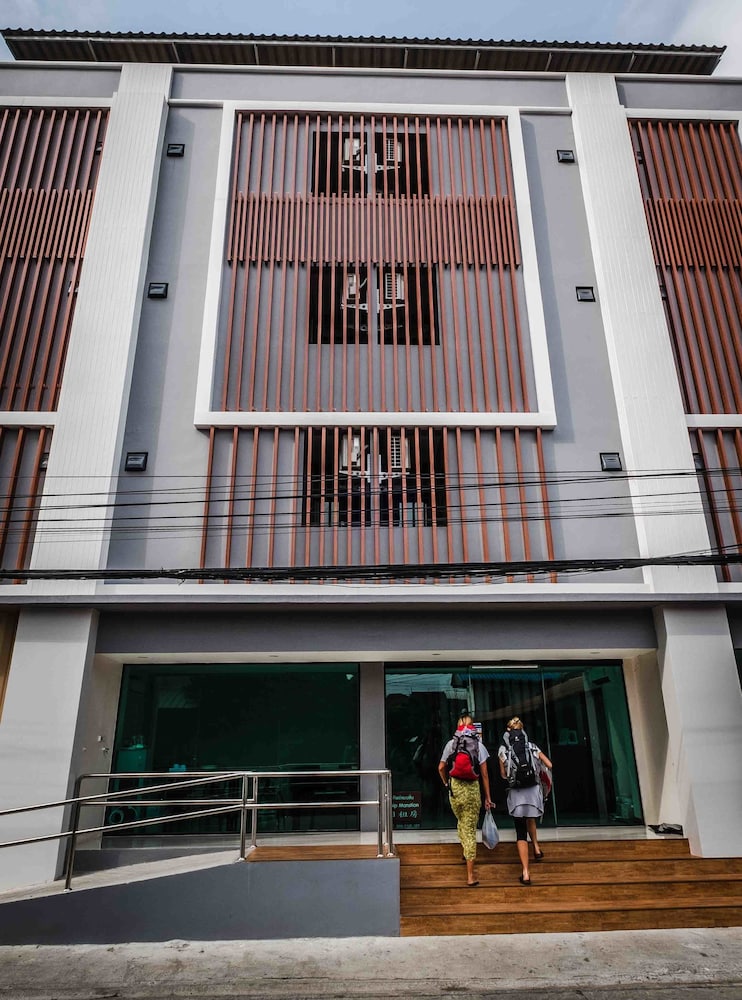 ด้านหน้าของโรงแรม