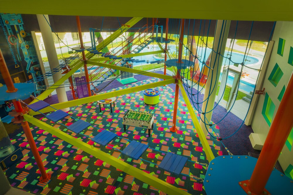 Childrens Play Area - Indoor