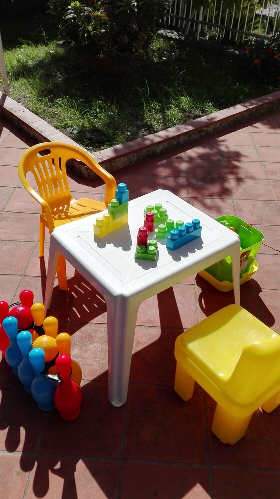 Area giochi per bambini (all'aperto)