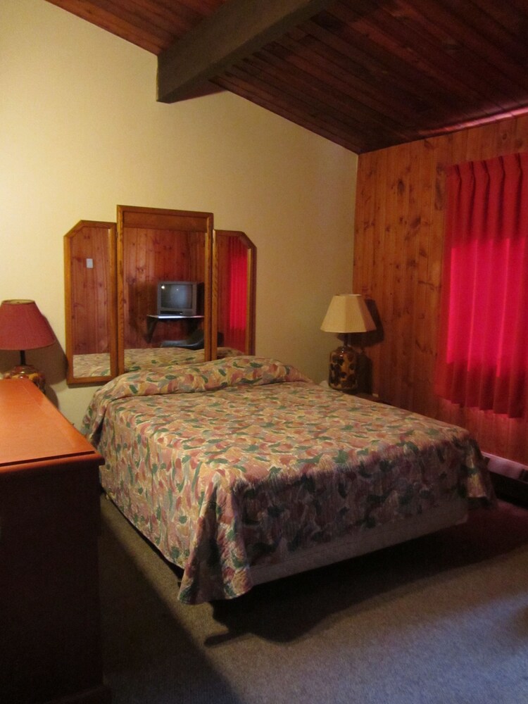Guestroom View